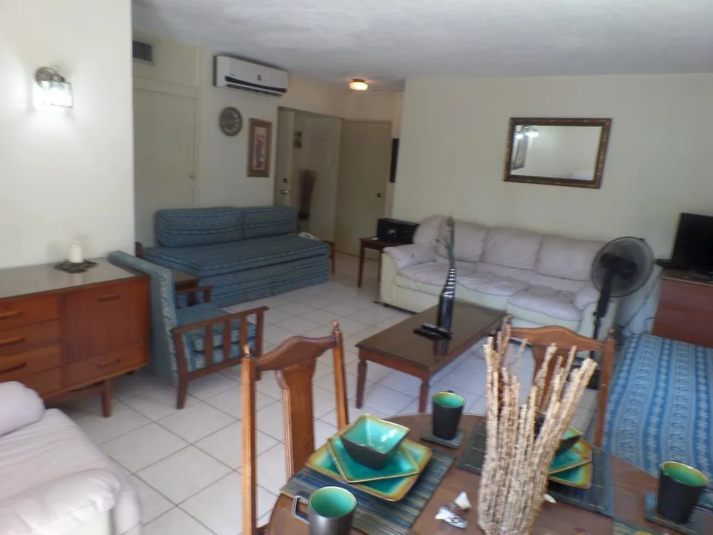 Turtle Beach Towers Ocho Rios Jamajka