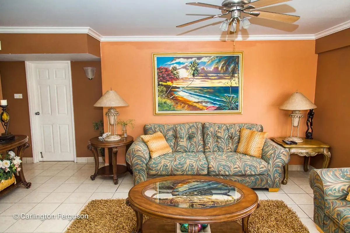 Turtle Beach Towers Ocho Rios 0*,  Jamajka