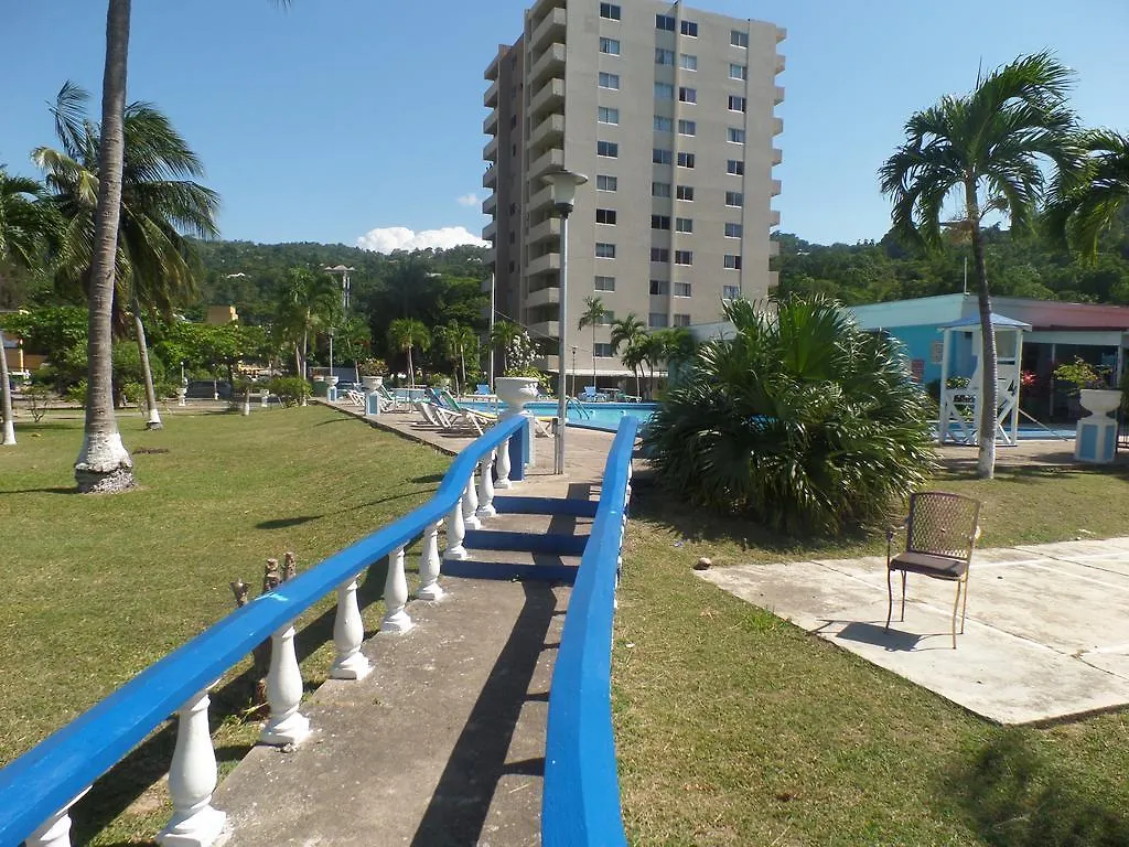 Turtle Beach Towers Ocho Rios Lejlighed